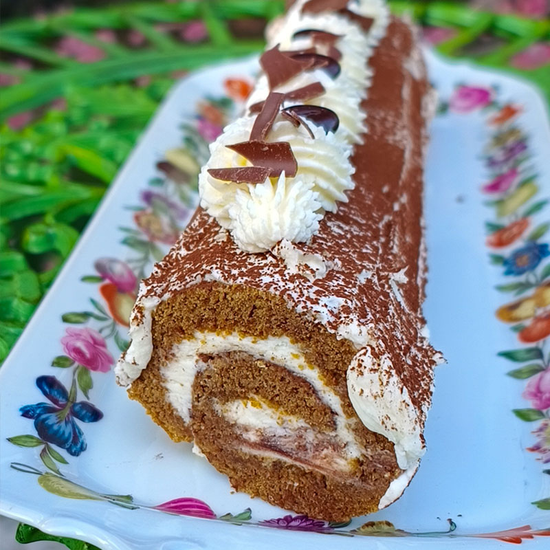 Tiramisu rolcake en Linzerkoekjes